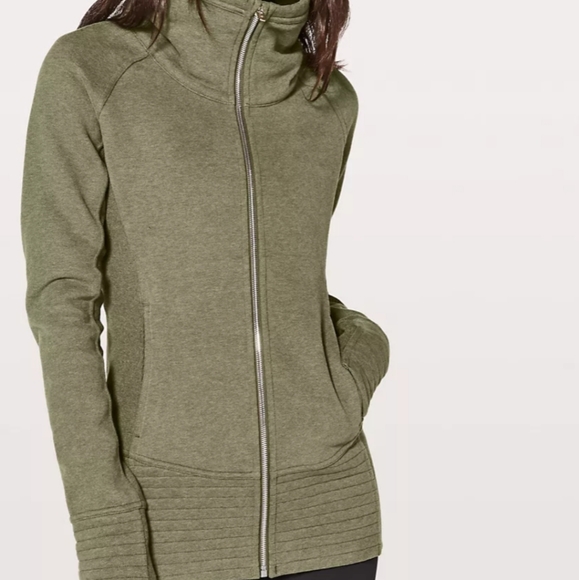 Lululemon jacket - Picture 7 of 8
